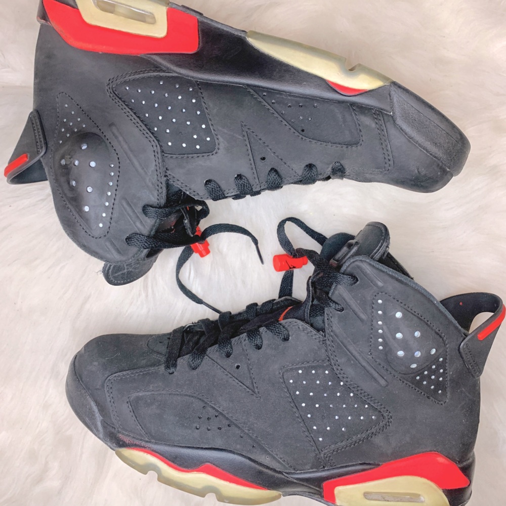 Air Jordan 6 Retro Black
Infrared